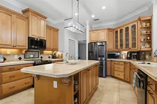 1815 E Allegrie Dr, Inverness, FL 34453 - Photo 3