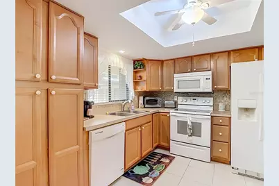 2546 Oakleaf Lane #35C, Clearwater, FL 33763 - Photo 11