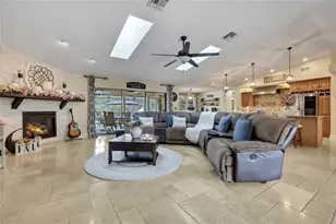 13162 Roseanna Dr, Spring Hill, FL 34609 - Photo 21