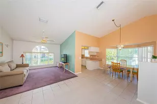 812 High Point Ct, Tarpon Springs, FL 34689 - Photo 9