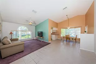 812 High Point Ct, Tarpon Springs, FL 34689 - Photo 5