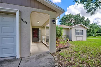 11429 Adelia Street, Spring Hill, FL 34608 - Photo 7