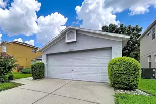 27408 Coral Springs Dr, Wesley Chapel, FL 33544 - Photo 3