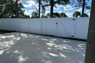 8482 Pinetop Ridge Ln, Brooksville, FL 34613 - Photo 11