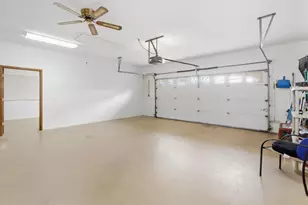 10404 Sandtrap Dr, Spring Hill, FL 34608 - Photo 37
