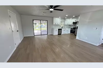9353 Chase Street, Spring Hill, FL 34606 - Photo 5