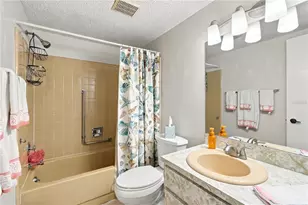 8220 7 Oaks Ct, Port Richey, FL 34668 - Photo 15