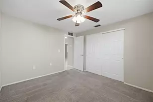 7101 Fairfax Dr, Port Richey, FL 34668 - Photo 21