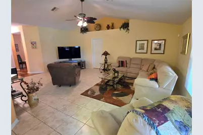 11026 Little Street, Spring Hill, FL 34608 - Photo 9