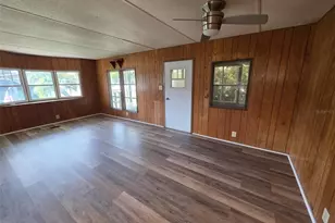 8453 Highpoint Blvd, Brooksville, FL 34613 - Photo 7