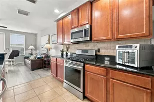 10643 Marsha Dr, New Port Richey, FL 34655 - Photo 5