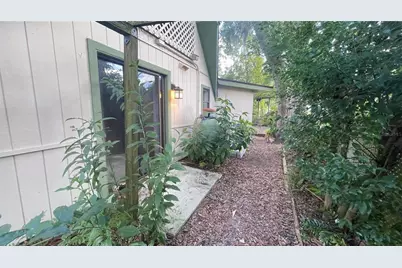 21004 Negril Court, Lutz, FL 33558 - Photo 21