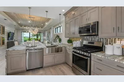 18352 Rockport Place, Lakewood Ranch, FL 34211 - Photo 5