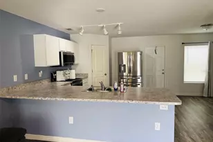 12020 Pine Warbler Ave, Weeki Wachee, FL 34614 - Photo 3