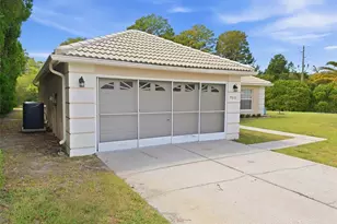 7010 Orchid Lake Rd, New Port Richey, FL 34653 - Photo 3