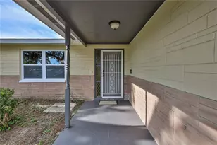 4059 Sugarfoot Dr, Spring Hill, FL 34606 - Photo 5