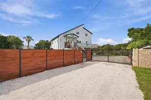 14523 Barlow Ln, Hudson, FL 34667 - Photo 5