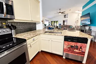 11404 Deercroft Ct, Spring Hill, FL 34609 - Photo 9