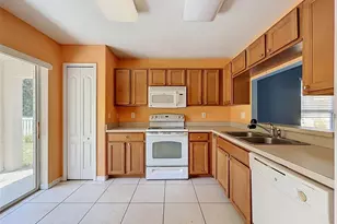 12611 Chenwood Ave, Hudson, FL 34669 - Photo 7