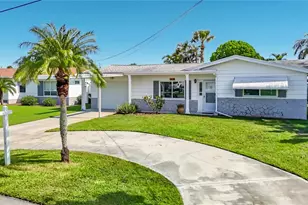 13538 Leslie Dr, Hudson, FL 34667 - Photo 5
