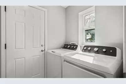 1385 Summerwood Court, Spring Hill, FL 34606 - Photo 29