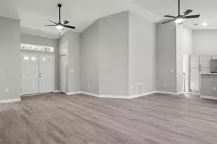1385 Summerwood Ct, Spring Hill, FL 34606 - Photo 9