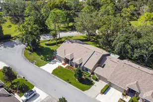 1385 Summerwood Ct, Spring Hill, FL 34606 - Photo 39