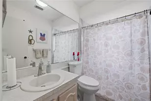 11733 Bayonet Ln, New Port Richey, FL 34654 - Photo 7