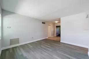 953 Cedarwood Ave, Dunedin, FL 34698 - Photo 3
