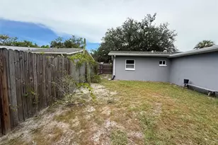 953 Cedarwood Ave, Dunedin, FL 34698 - Photo 19