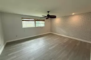 953 Cedarwood Ave, Dunedin, FL 34698 - Photo 9