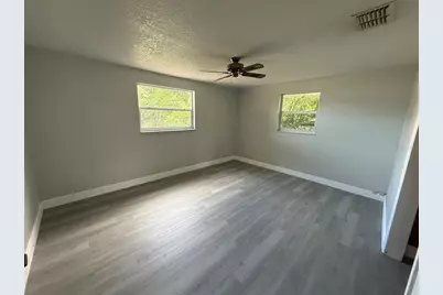 4306 Beacon Square Drive, Holiday, FL 34691 - Photo 9