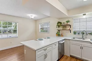 6709 Devonshire Ln, New Port Richey, FL 34654 - Photo 11