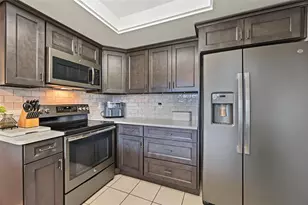 9915 Whitworth Ct, New Port Richey, FL 34655 - Photo 13
