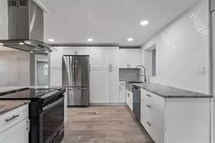 13701 Leslie Dr, Hudson, FL 34667 - Photo 13