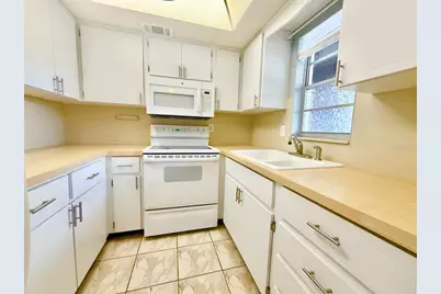 4533 Marine Parkway #204, New Port Richey, FL 34652 - Photo 9
