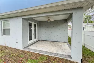 3920 W Crenshaw St, Tampa, FL 33614 - Photo 11