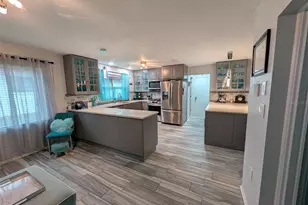 7136 Vista Way, Port Richey, FL 34668 - Photo 9