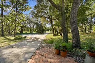 1181 W Cardinal St, Lecanto, FL 34461 - Photo 3
