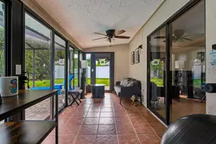 583 Longwood Ct, Oldsmar, FL 34677 - Photo 25