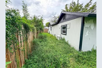 8308 N Mulberry Street, Tampa, FL 33604 - Photo 3