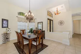 10640 Pontofino Cir, Trinity, FL 34655 - Photo 7