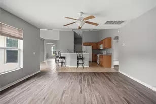 13329 Mitten Ln, Spring Hill, FL 34609 - Photo 17