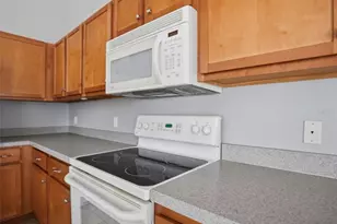 13329 Mitten Ln, Spring Hill, FL 34609 - Photo 19