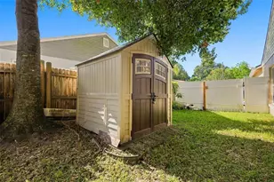 2872 Wesleyan Dr, Palm Harbor, FL 34684 - Photo 25