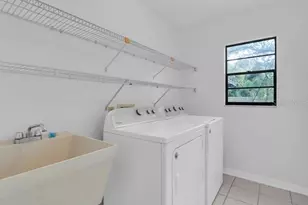 11211 Pine Forest Dr, New Port Richey, FL 34654 - Photo 35