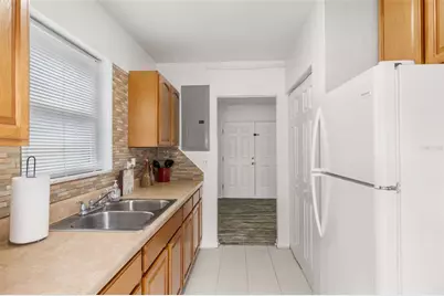 7121 Catalina Street, Spring Hill, FL 34606 - Photo 17