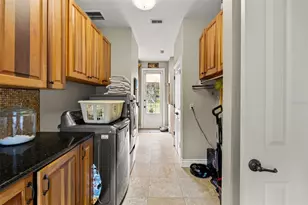 18351 Kuka Ln, Spring Hill, FL 34610 - Photo 37