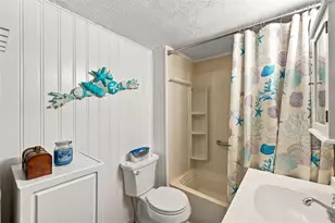 752 Driftwood Ln, Tarpon Springs, FL 34689 - Photo 23