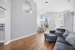 18009 Palm Breeze Dr, Tampa, FL 33647 - Photo 9